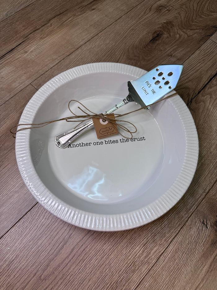 Kitchen Goods- "Pie Plate & Server Set"