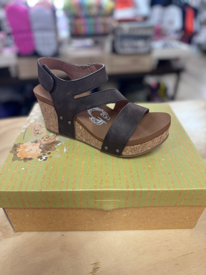 Casper Wedges- Brown Leather