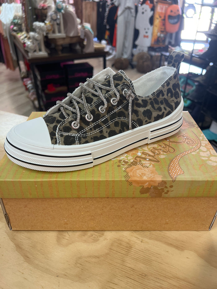 Aman Prints Shoes- "Leopard" Brown & Black