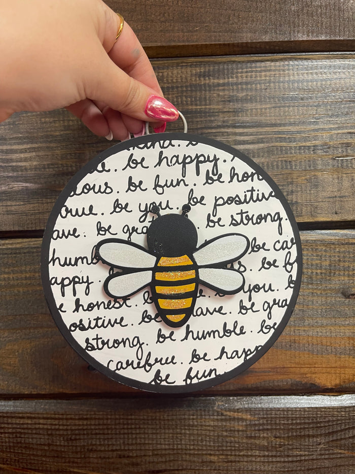 Round Top Collection- "BEE" 3D Display Charm