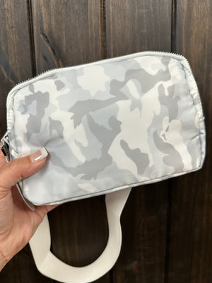 Revamped Junkie Clear Fringe Purse- Cheetah Cowhide – The Silver Strawberry