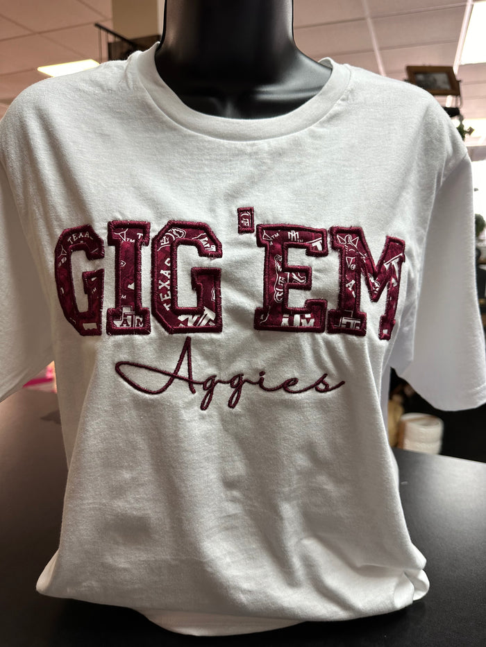 "Gig Em Aggies" White Applique Tee