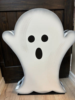 Round Top Collection- Large Porch Ghost "Black Plaid"
