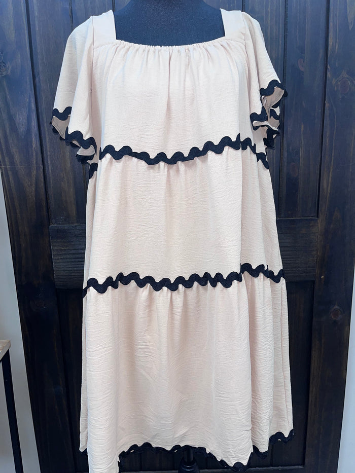 "Taupe & Black Scallop Trim" Woven Tiered Dress