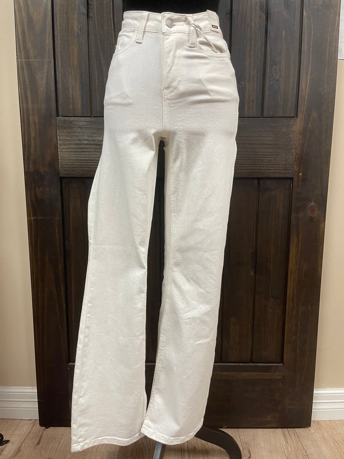 Judy Blue Boot Cut Jeans- Mid Rise; White (43R)