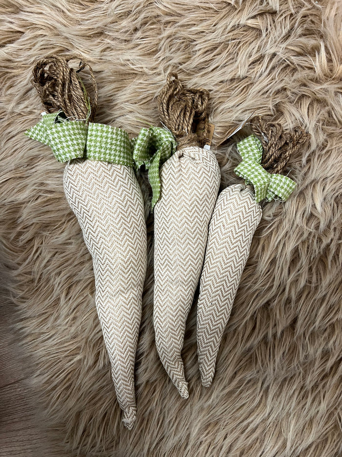 Table Top Décor- "Burlap Chevron" Small Carrots