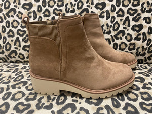 Danielle Lug Boots- Taupe Suede