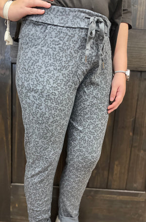 Casual Comfy Pants- Grey Leopard