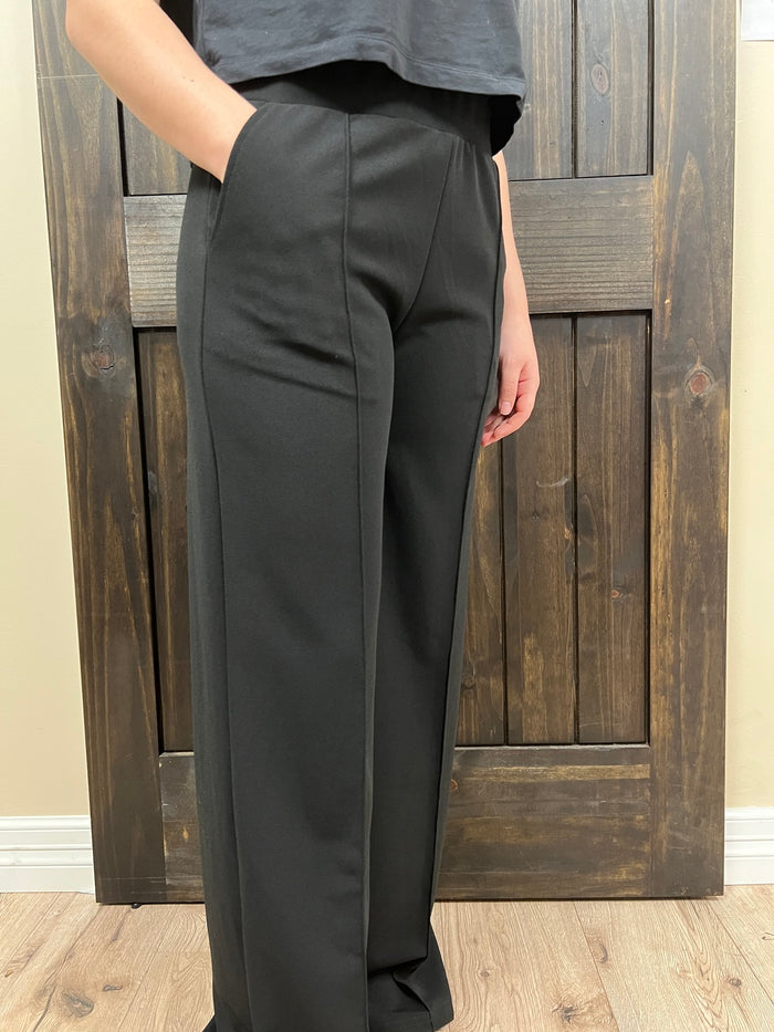 Straight pants Prada Black size 42 IT in Polyester - 40587730