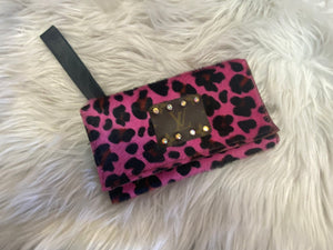 Revamped Brooks Wallet Wristlet- Pink Cheetah