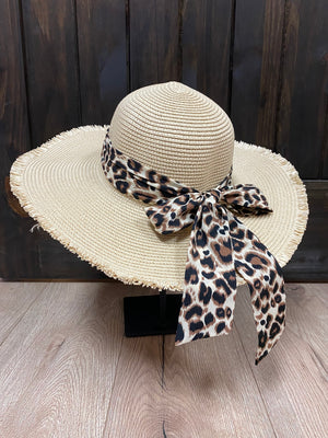 Floppy Hat- Cream w/ Cheetah