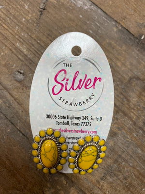 Fabulous Stud Earrings- Small Yellow Blossom